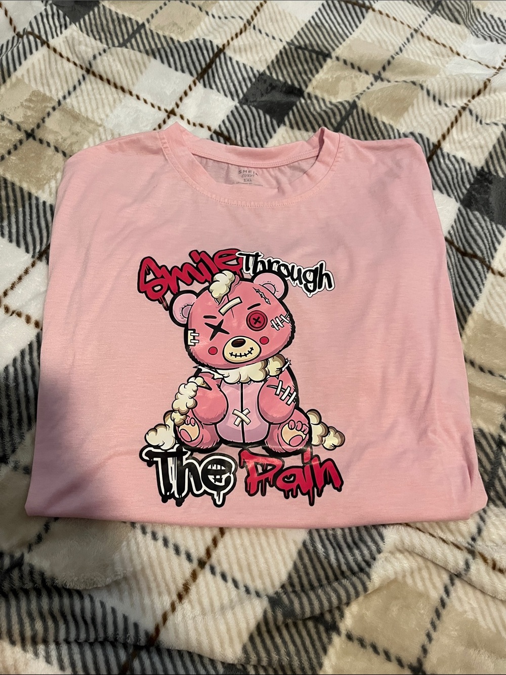 SHEIN Pink Graphic 'Smile Through The Pain' Short Sleeve Tee